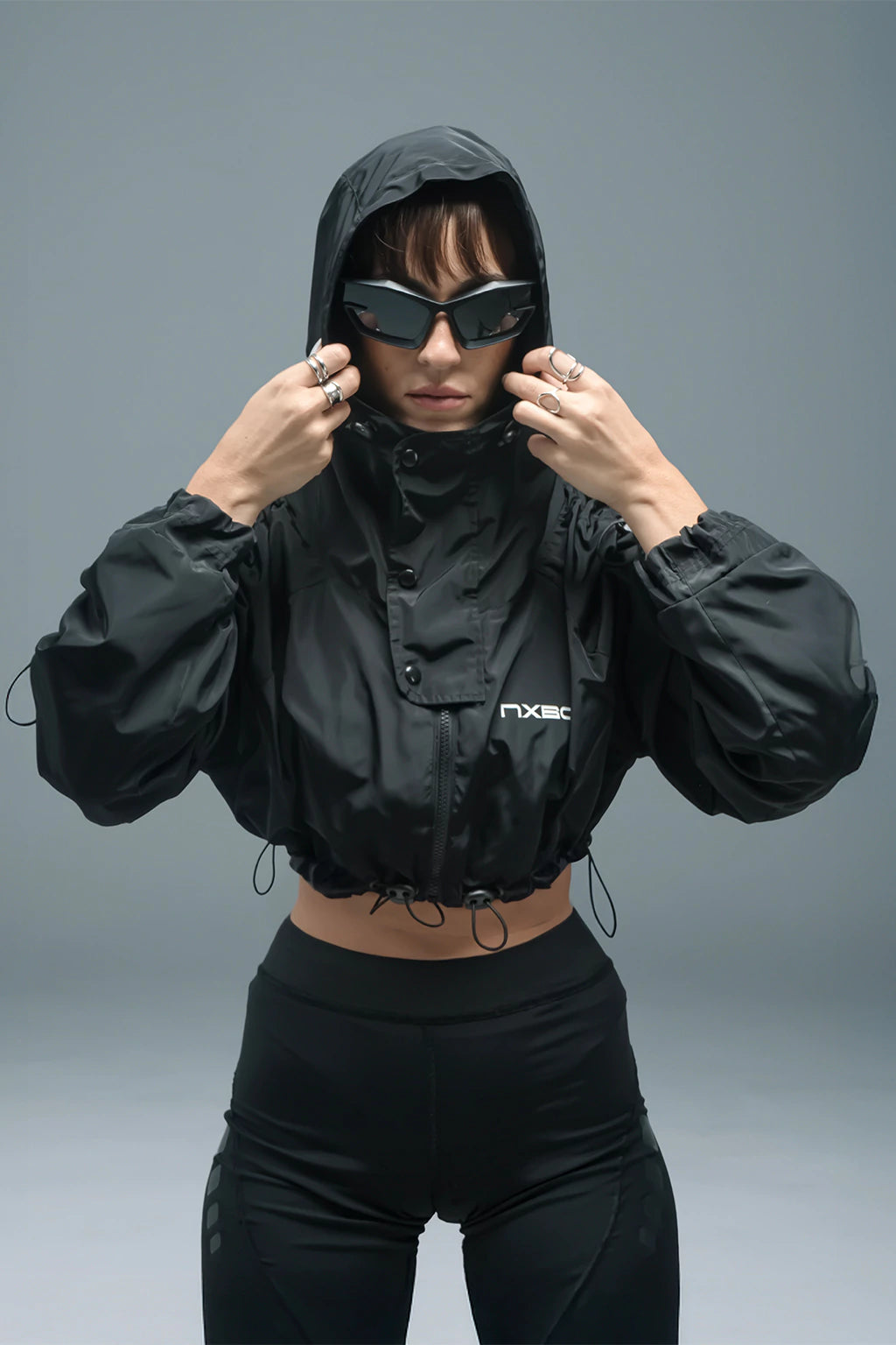 Crop [ Connection ] Negra